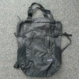 Patagonia lightweight travel tote backpack 22L
